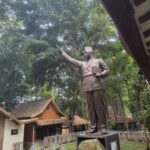 Pos Kamling: Dari Jaga Keamanan Hingga Pusat Konspirasi Semesta